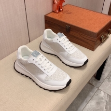 Christian Dior Low Shoes